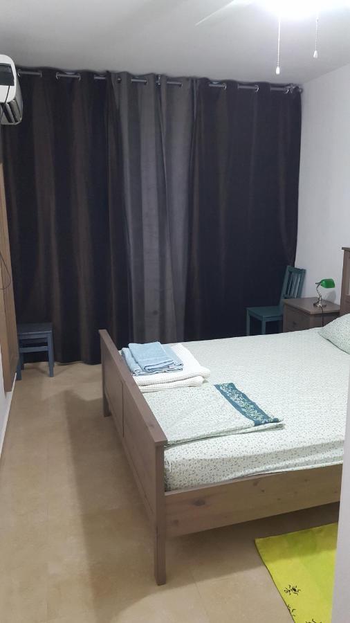 Room Near Sheba Medical Center, And Bar Ilan, And Tlv Airport Qiryat Ono Exterior photo